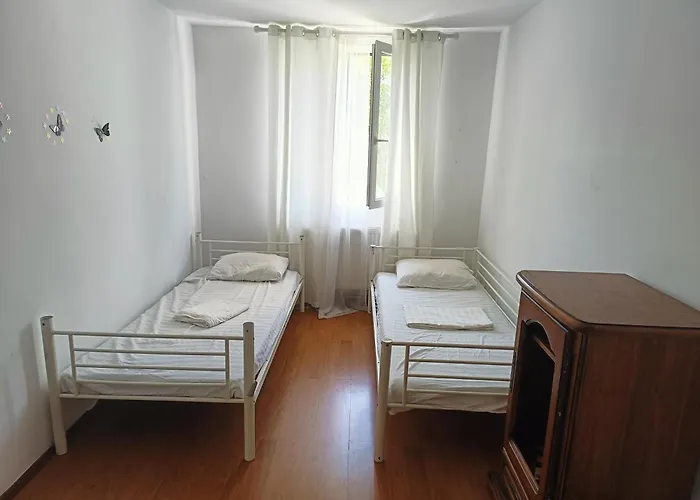 With Terrace And Parking Apartman Kolozsvár